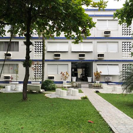 Apto com Ar condicionado a 200 m da praia - atrás do Shopping Enseada Guarujá Exterior foto