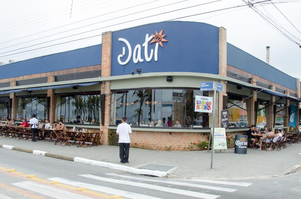 Apto com Ar condicionado a 200 m da praia - atrás do Shopping Enseada Guarujá Exterior foto